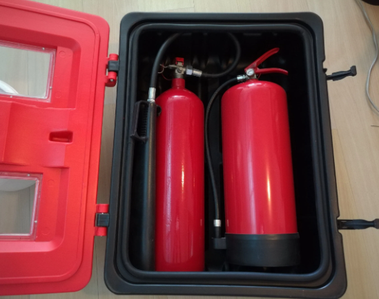 Armário de caixa plástica para extintor de pó DCP ou CO2 de duas peças