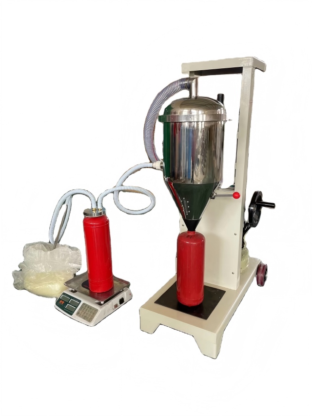 Máquina de enchimento de pó seco semiautomática econômica e popular GFM16-1