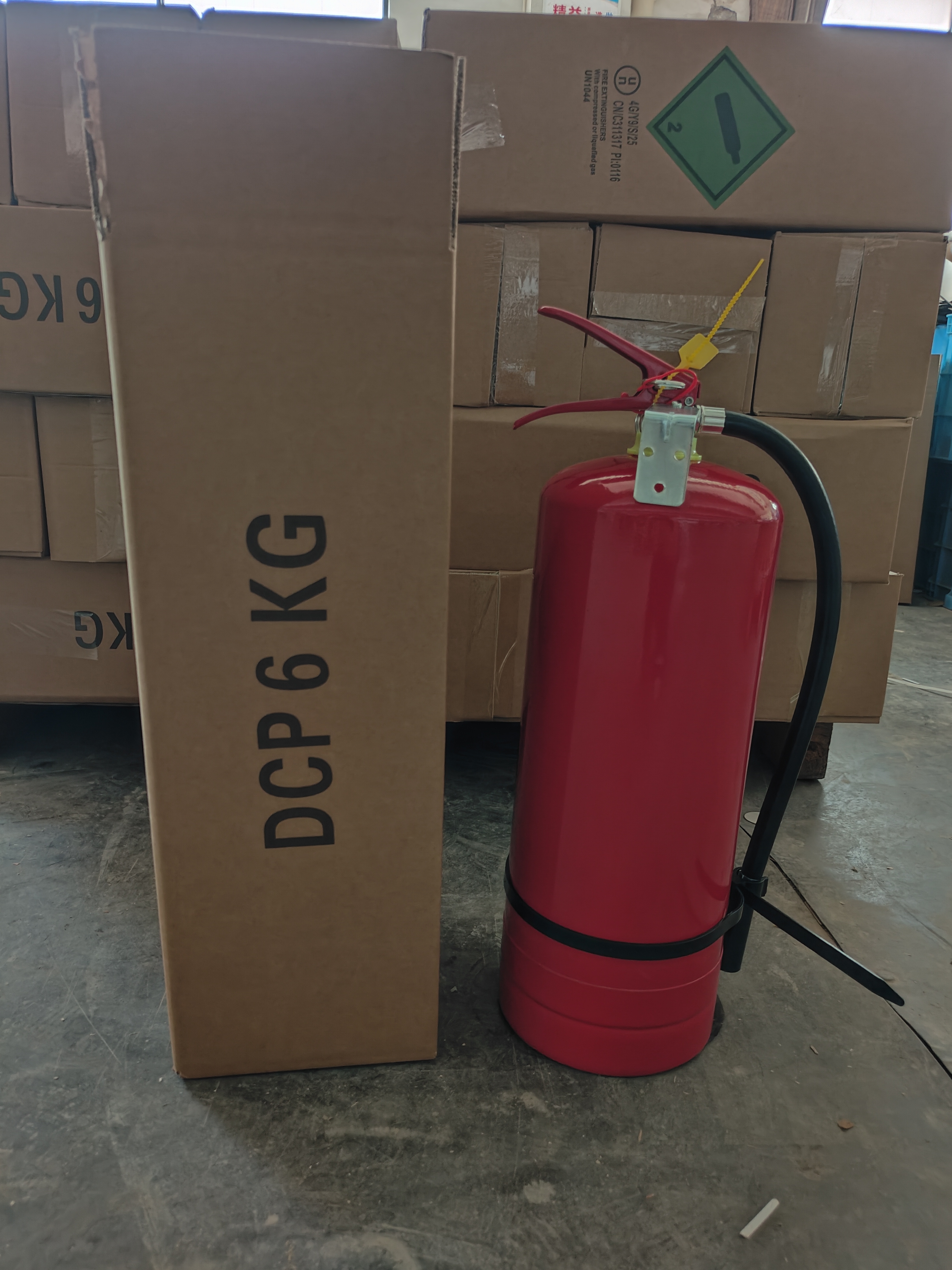 Extintor de incêndio em pó seco de 6 kg para madeira com válvula de latão