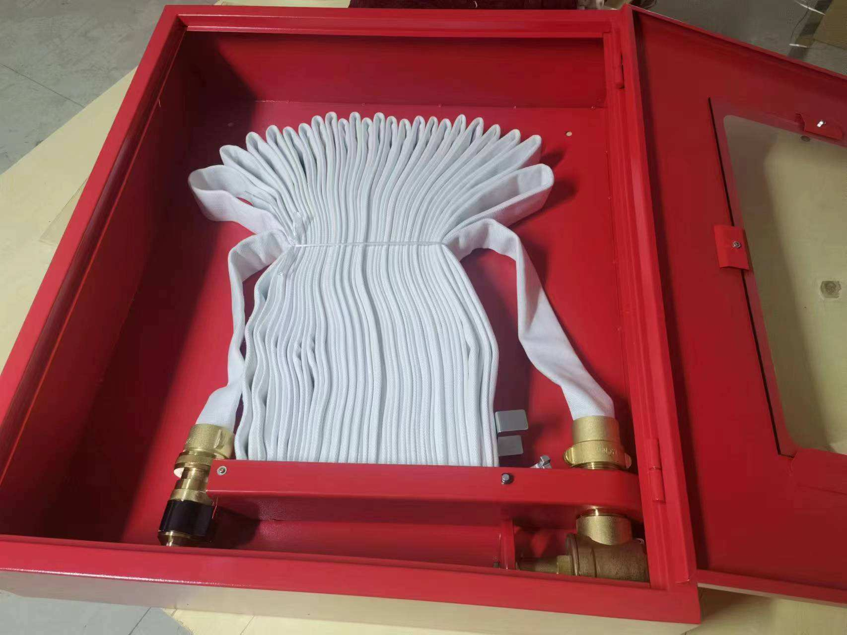 Armário da mangueira da válvula da cremalheira da mangueira de fogo do aço carbono 1.2mm